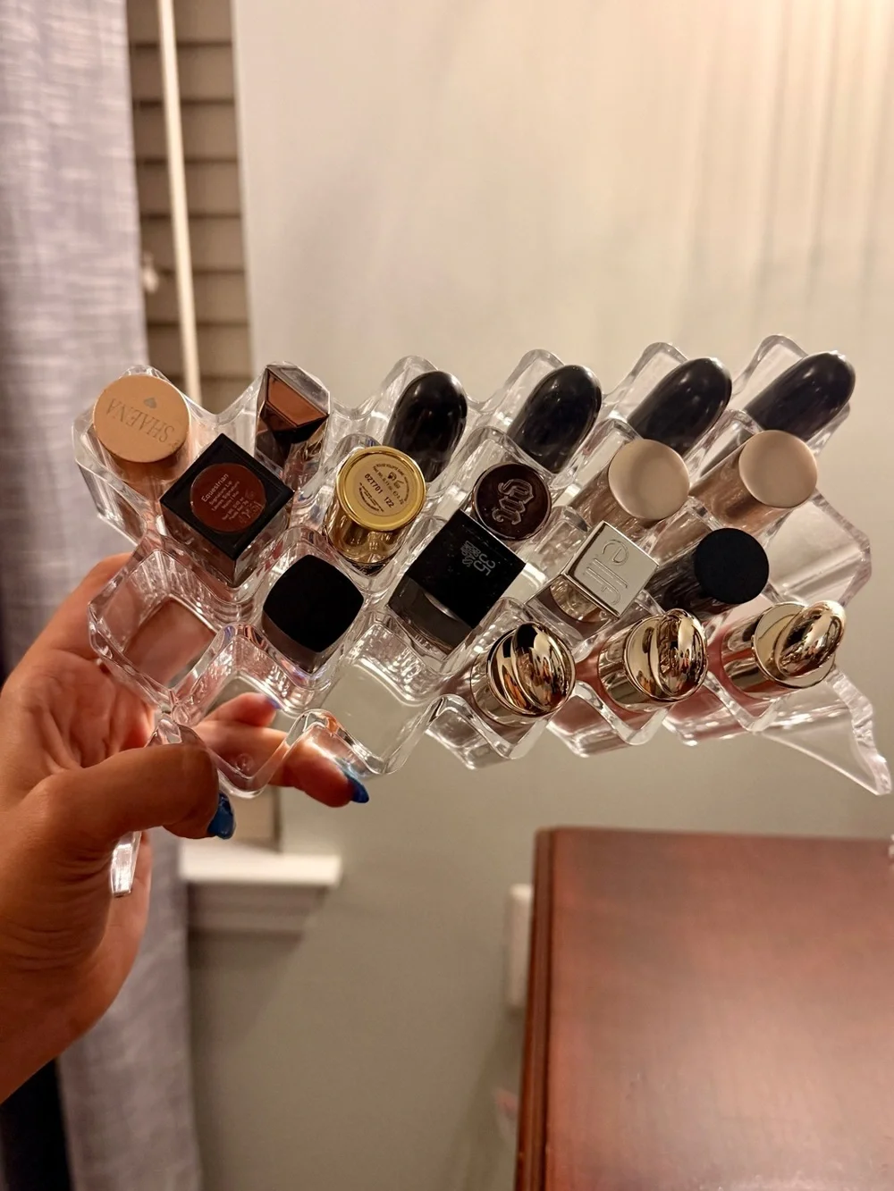 N/A clear acrylic